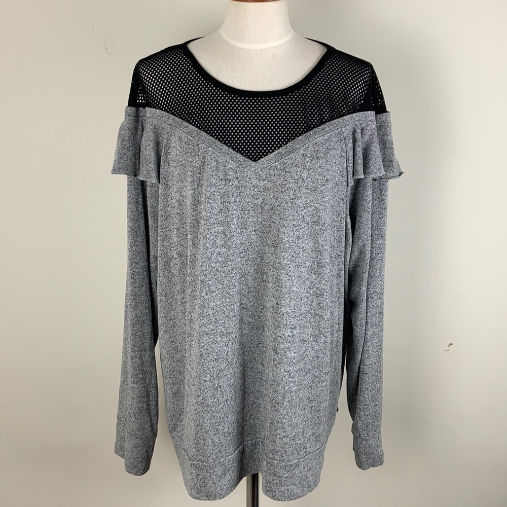 Livi Active Mesh Shoulder Long sleeve Top Size 22